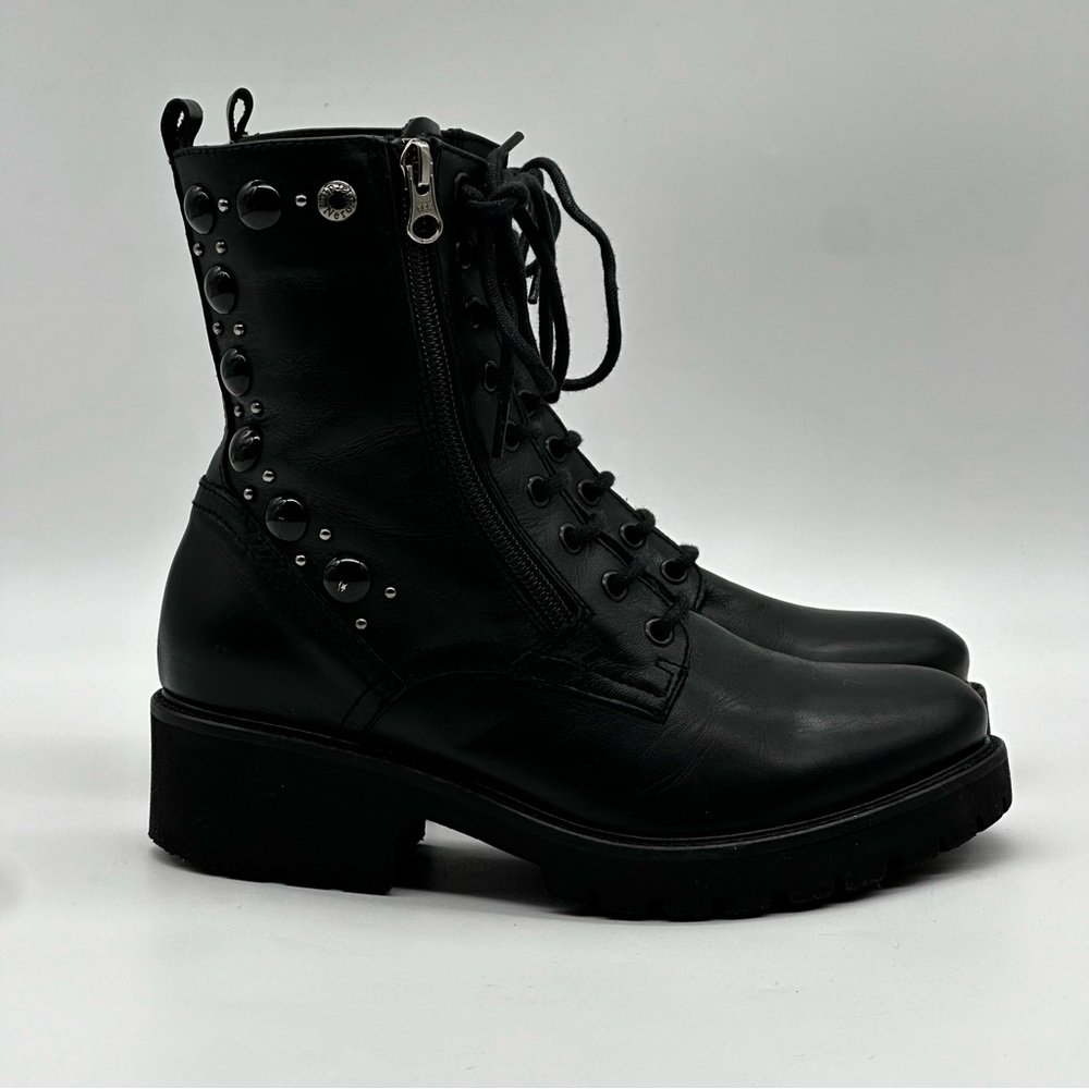 Nero Giardini Studded Boots. Size 6